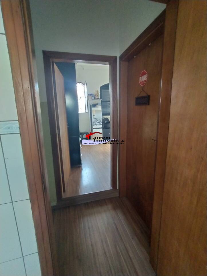 Casa à venda com 2 quartos, 215m² - Foto 11