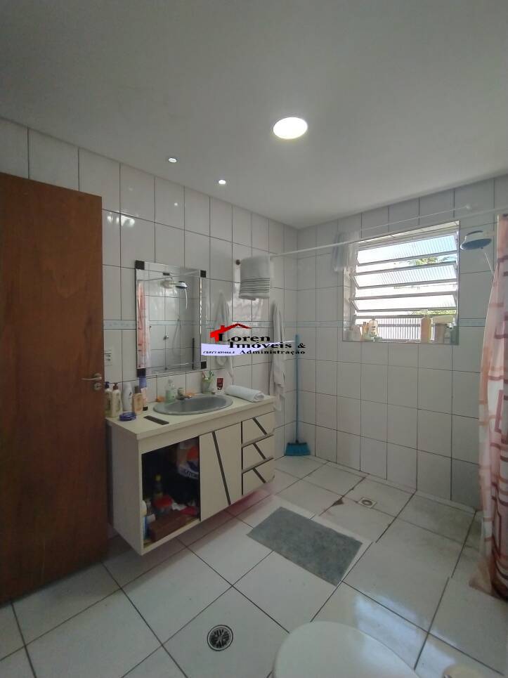 Casa à venda com 2 quartos, 215m² - Foto 12