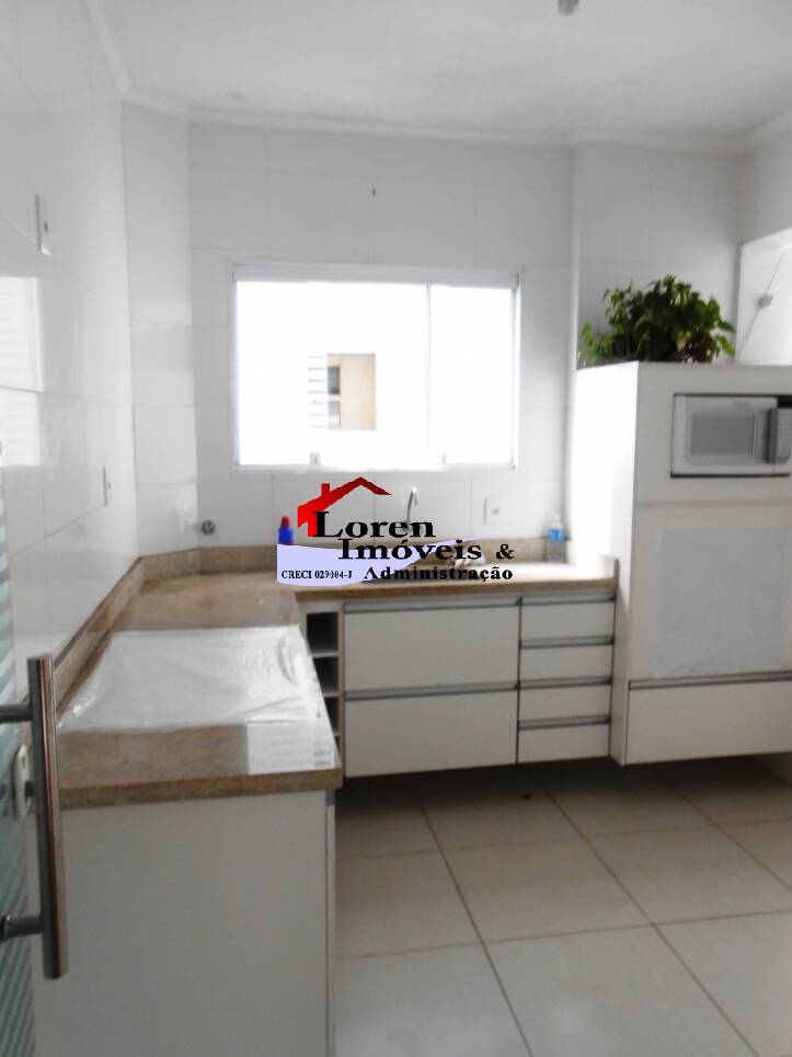 Apartamento à venda com 3 quartos, 156m² - Foto 4