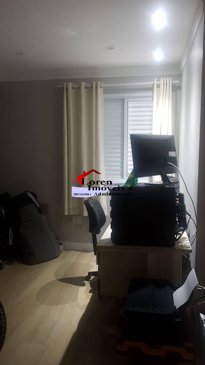 Apartamento à venda com 2 quartos, 70m² - Foto 11