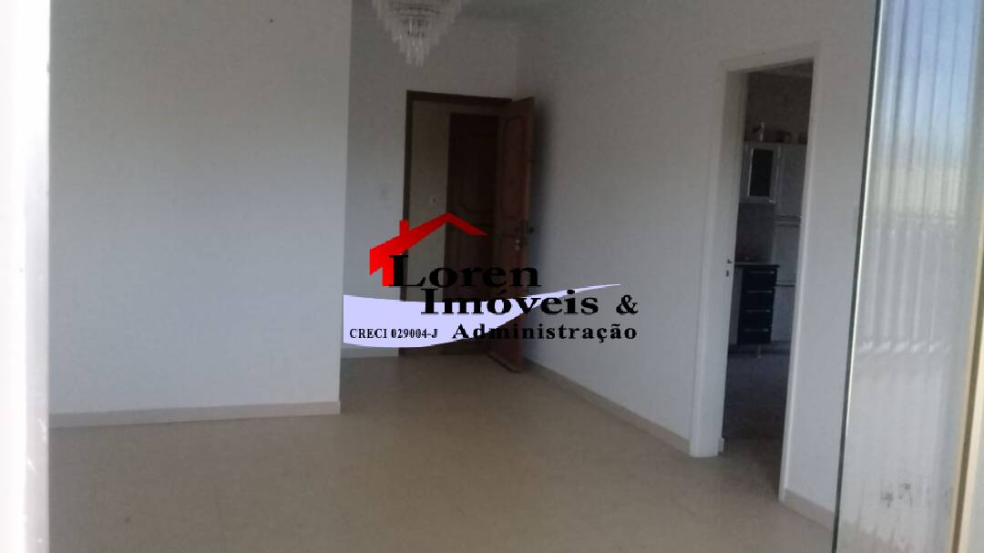 Apartamento à venda com 2 quartos, 80m² - Foto 2