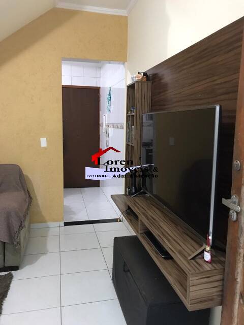 Sobrado à venda com 2 quartos, 60m² - Foto 1