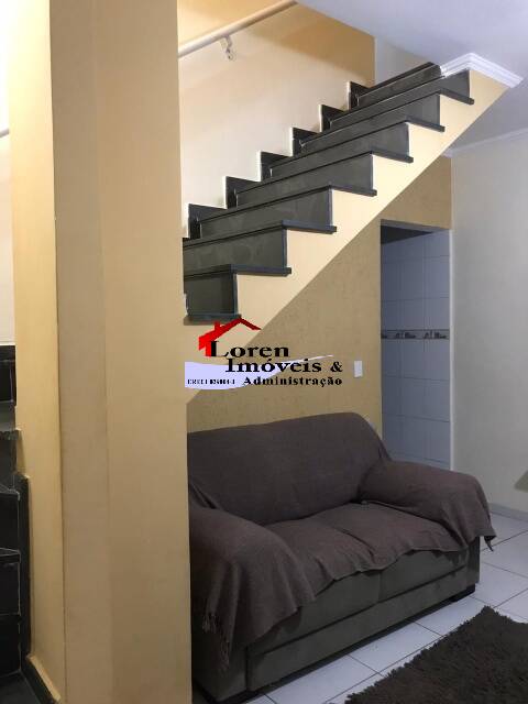 Sobrado à venda com 2 quartos, 60m² - Foto 2