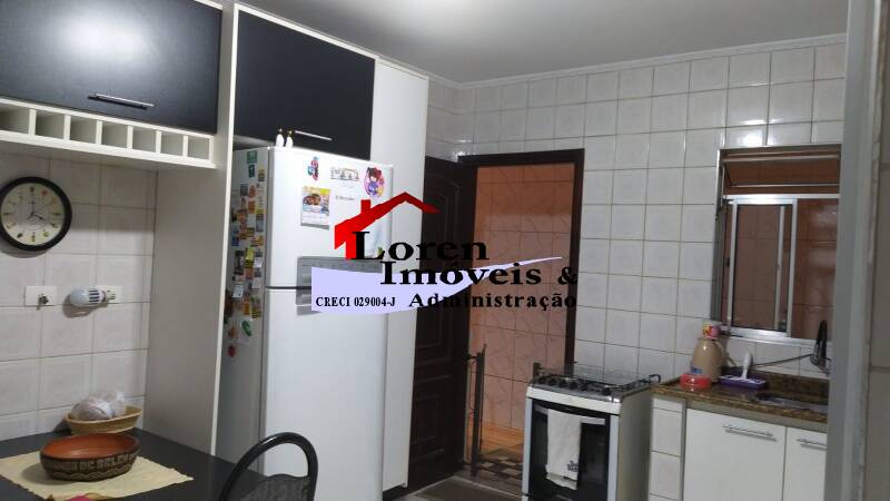 Casa à venda com 2 quartos, 200m² - Foto 5