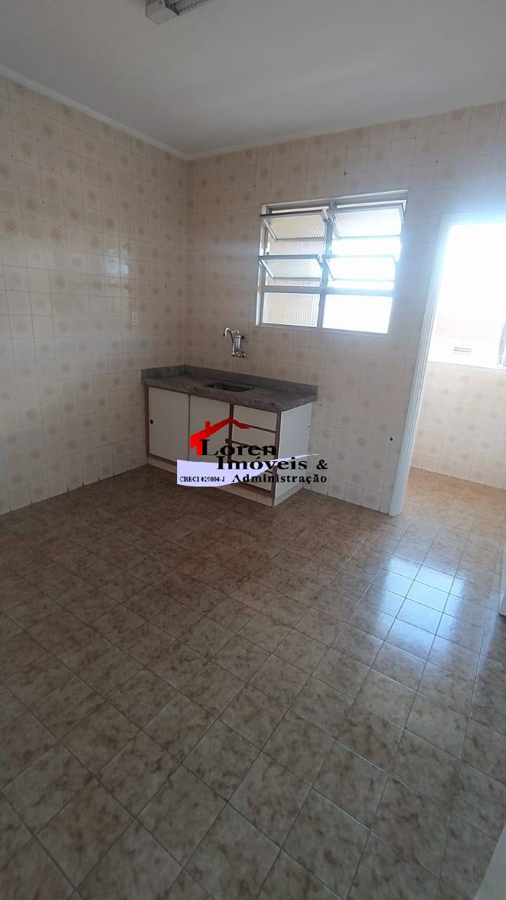 Apartamento à venda com 1 quarto, 45m² - Foto 11