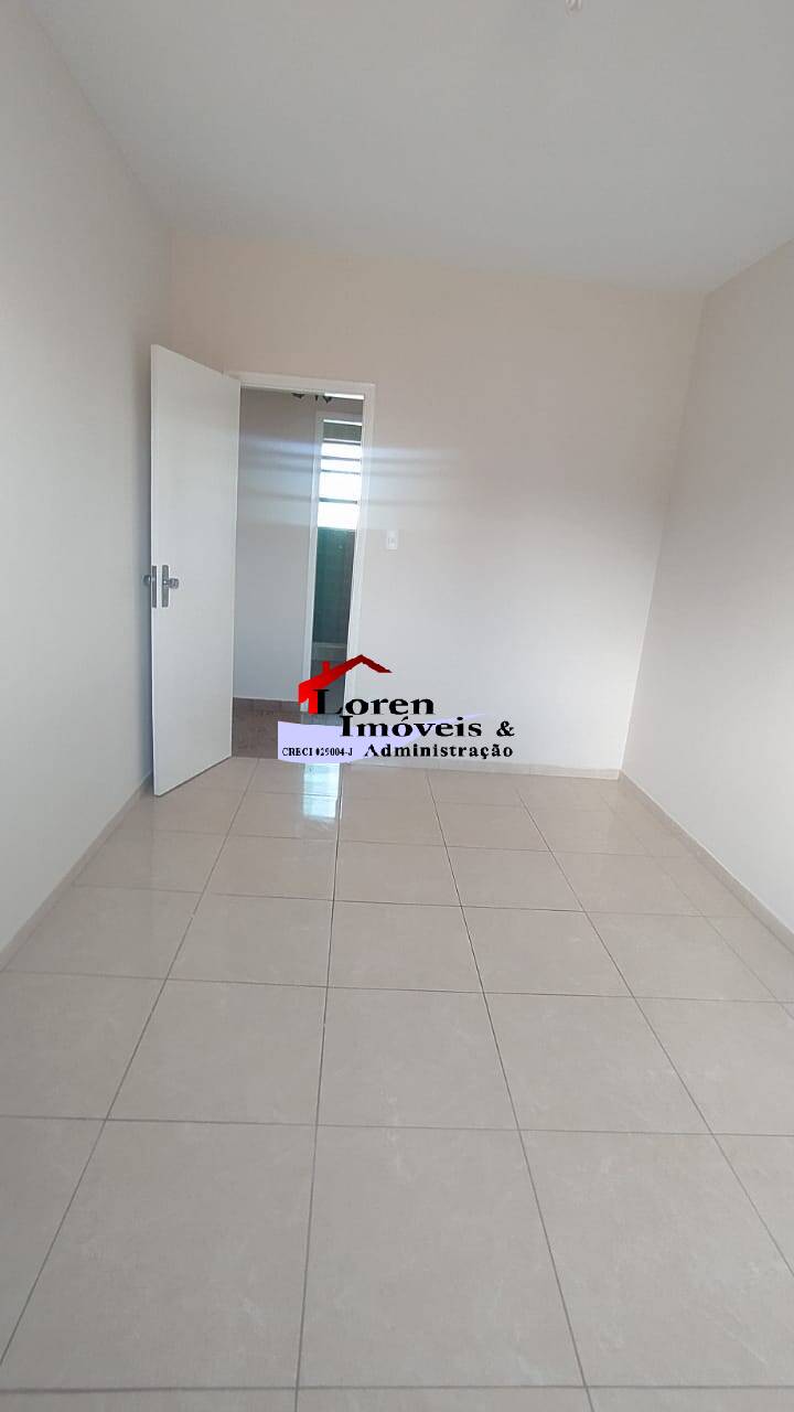 Apartamento à venda com 1 quarto, 45m² - Foto 3