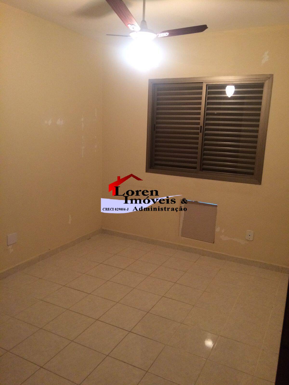 Apartamento à venda com 3 quartos, 105m² - Foto 8