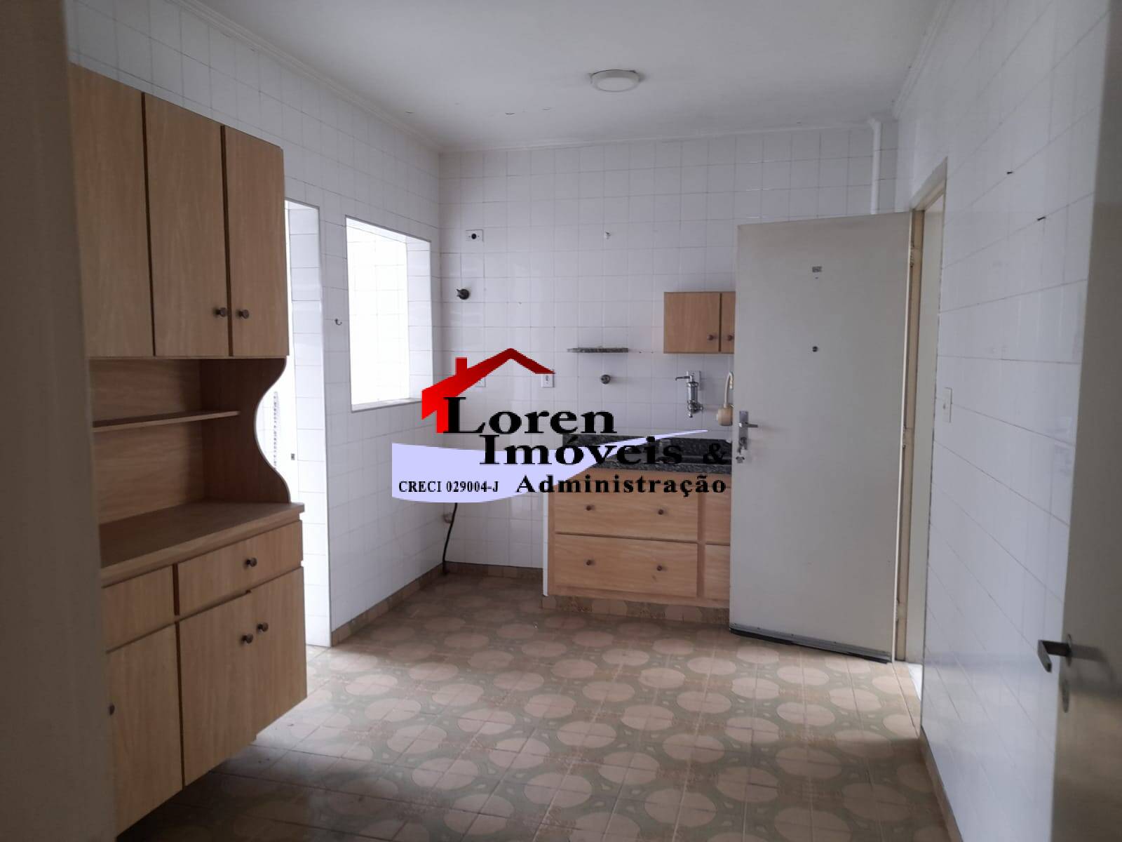 Apartamento à venda com 3 quartos, 117m² - Foto 3