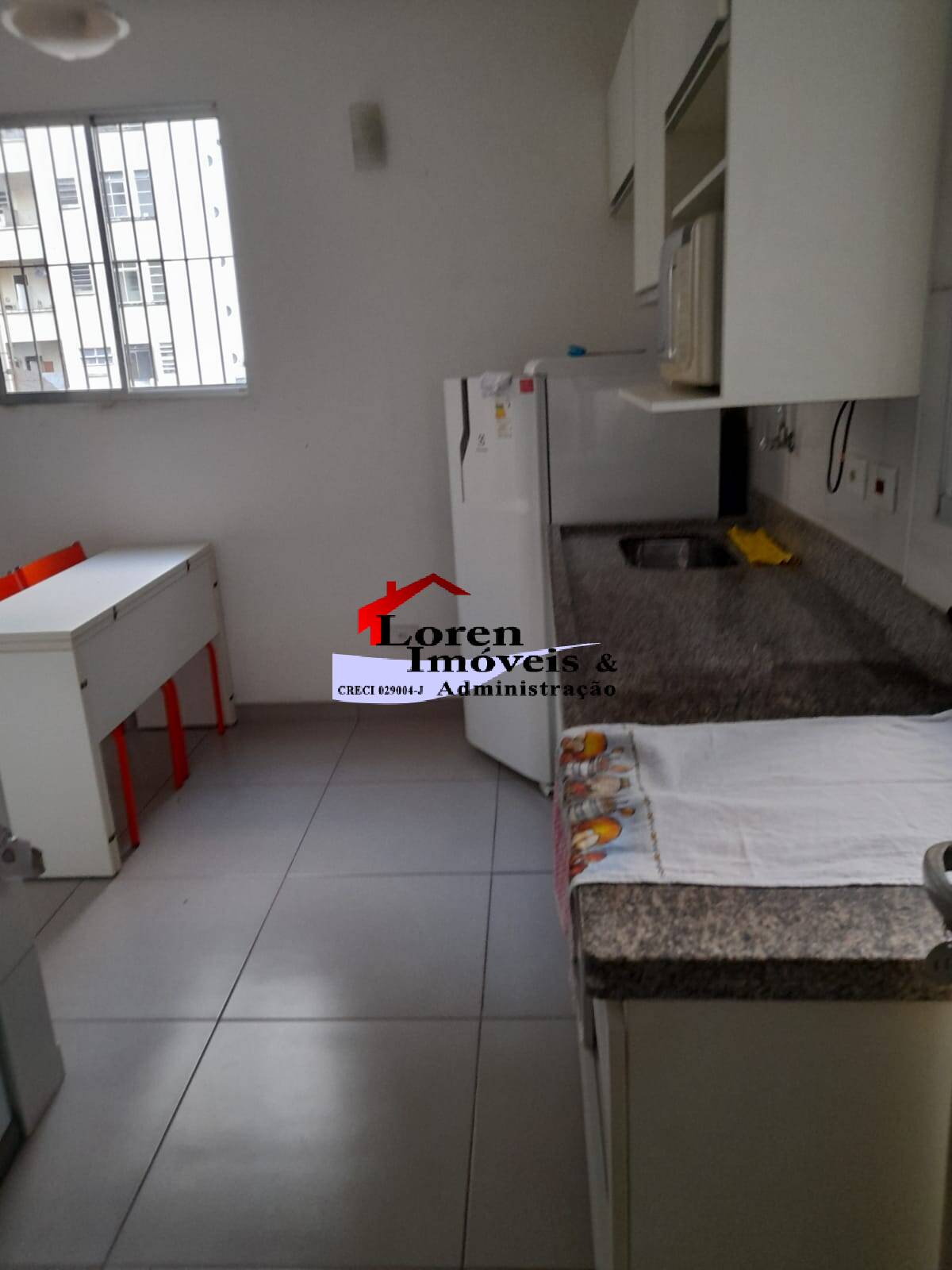 Apartamento à venda com 1 quarto, 45m² - Foto 1