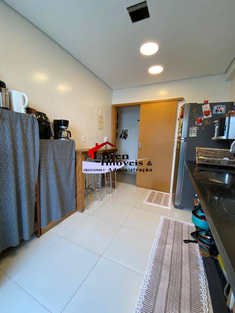 Apartamento à venda com 3 quartos, 95m² - Foto 12