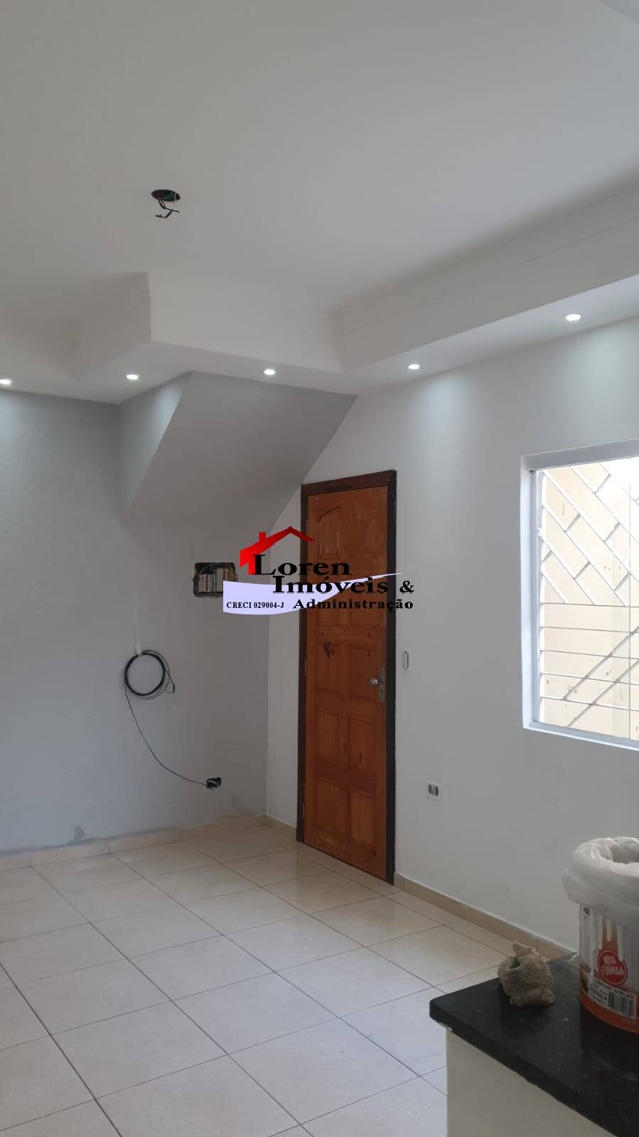 Casa à venda com 2 quartos, 48m² - Foto 4