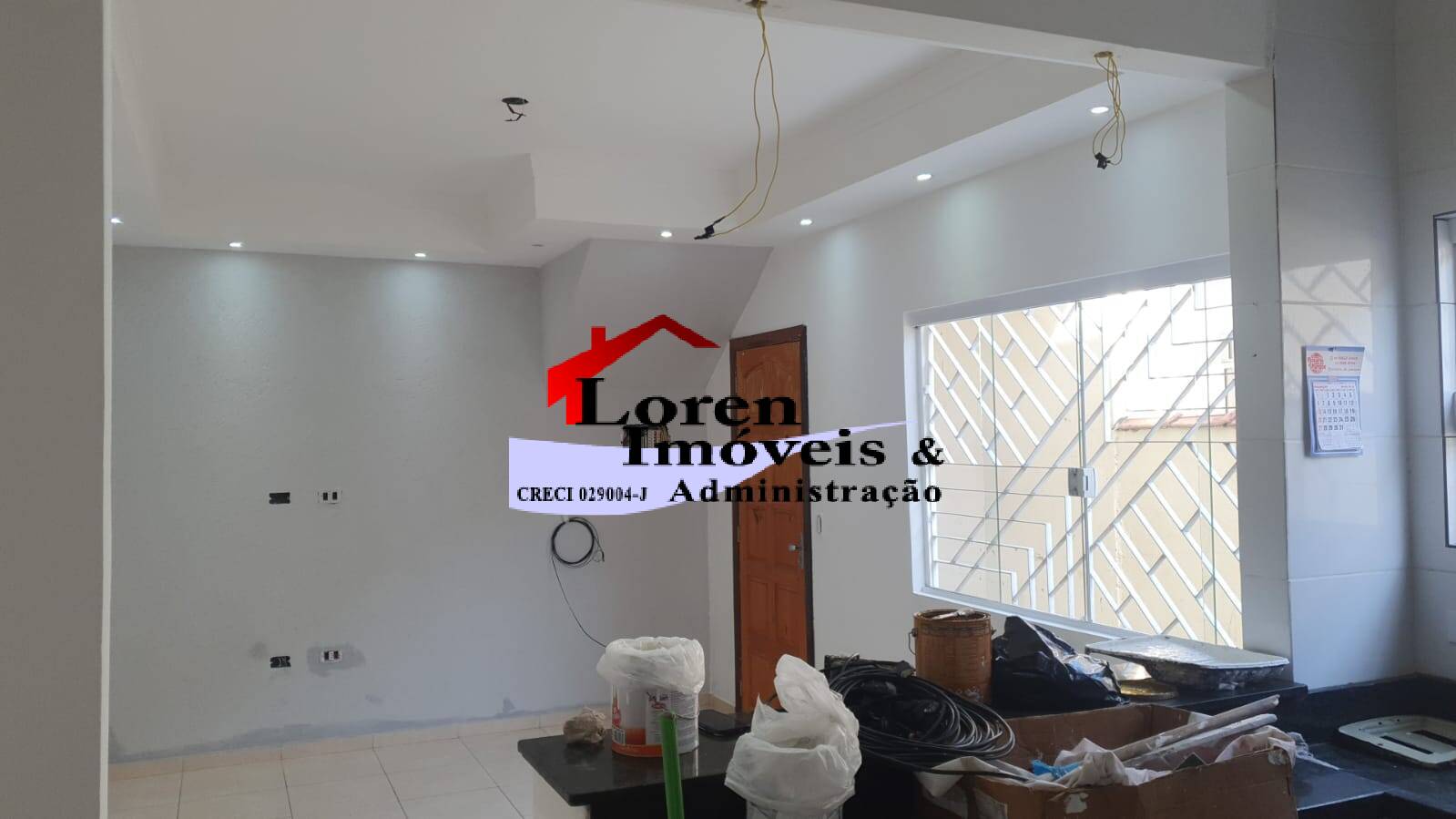 Casa à venda com 2 quartos, 48m² - Foto 2