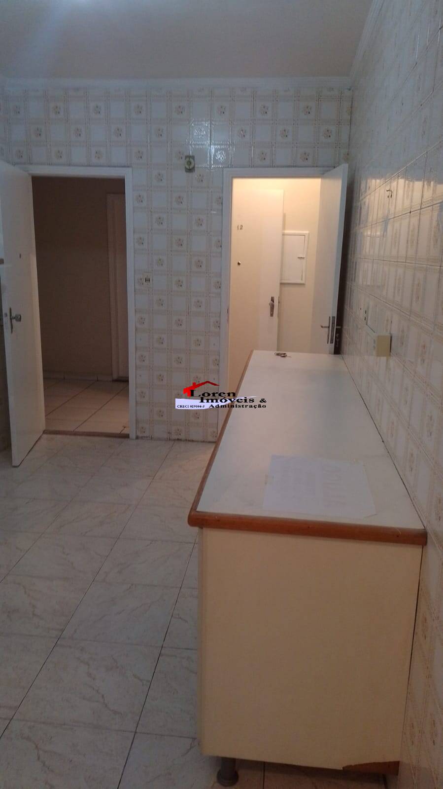 Apartamento à venda com 2 quartos, 90m² - Foto 2