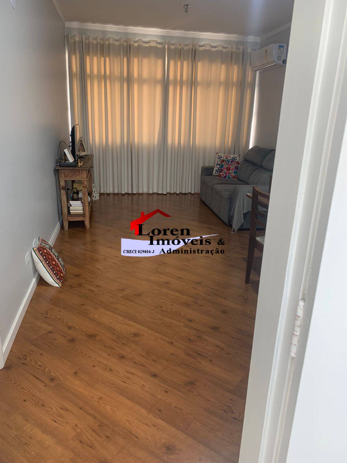 Apartamento à venda com 2 quartos, 90m² - Foto 1