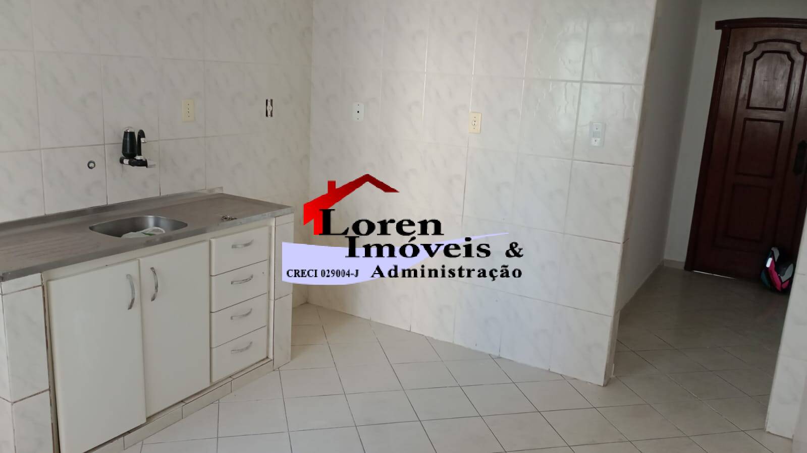 Apartamento à venda com 3 quartos, 100m² - Foto 3