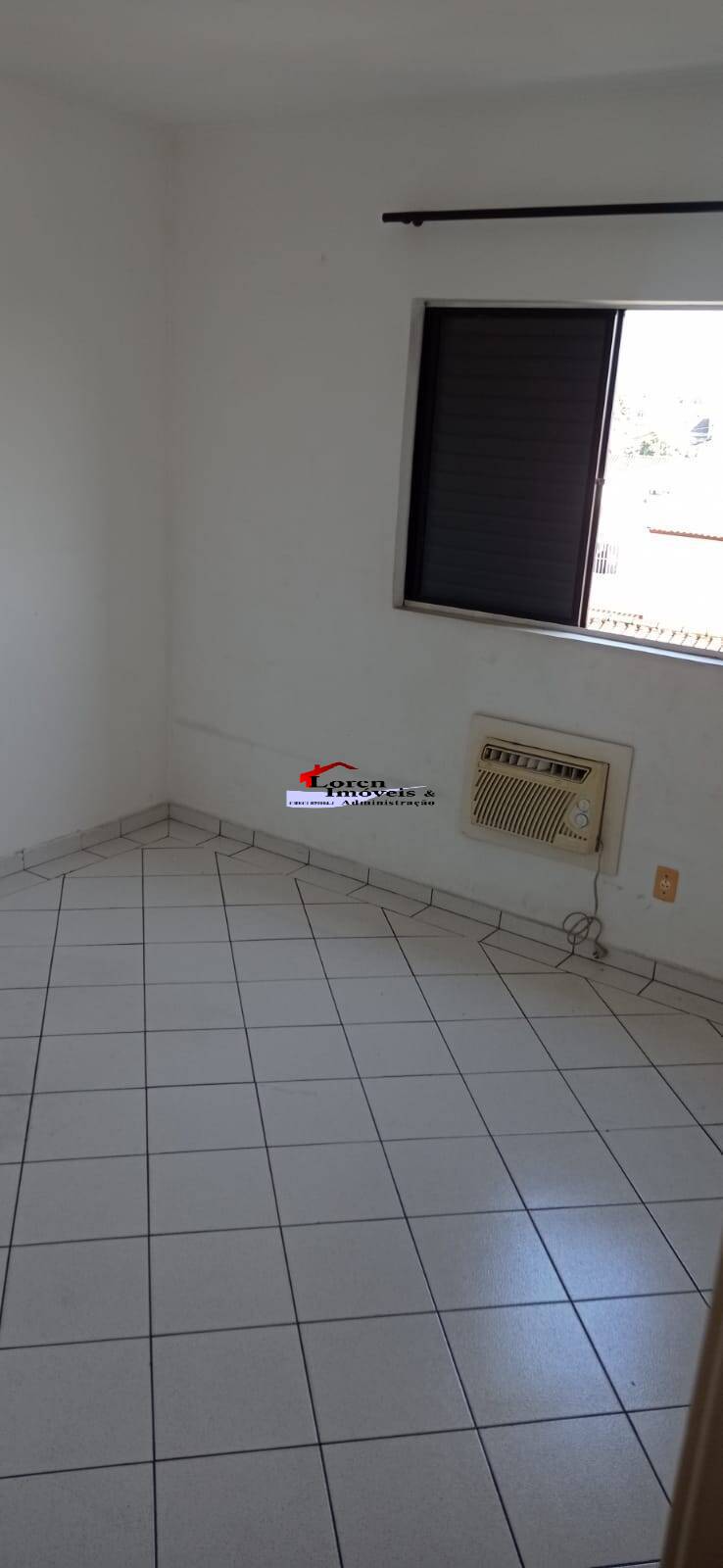 Apartamento à venda com 1 quarto, 45m² - Foto 6