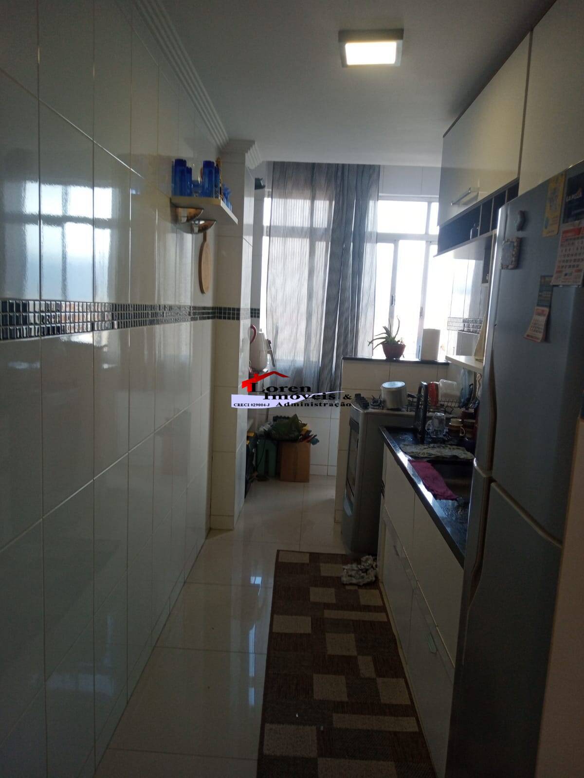 Apartamento à venda com 1 quarto, 70m² - Foto 4