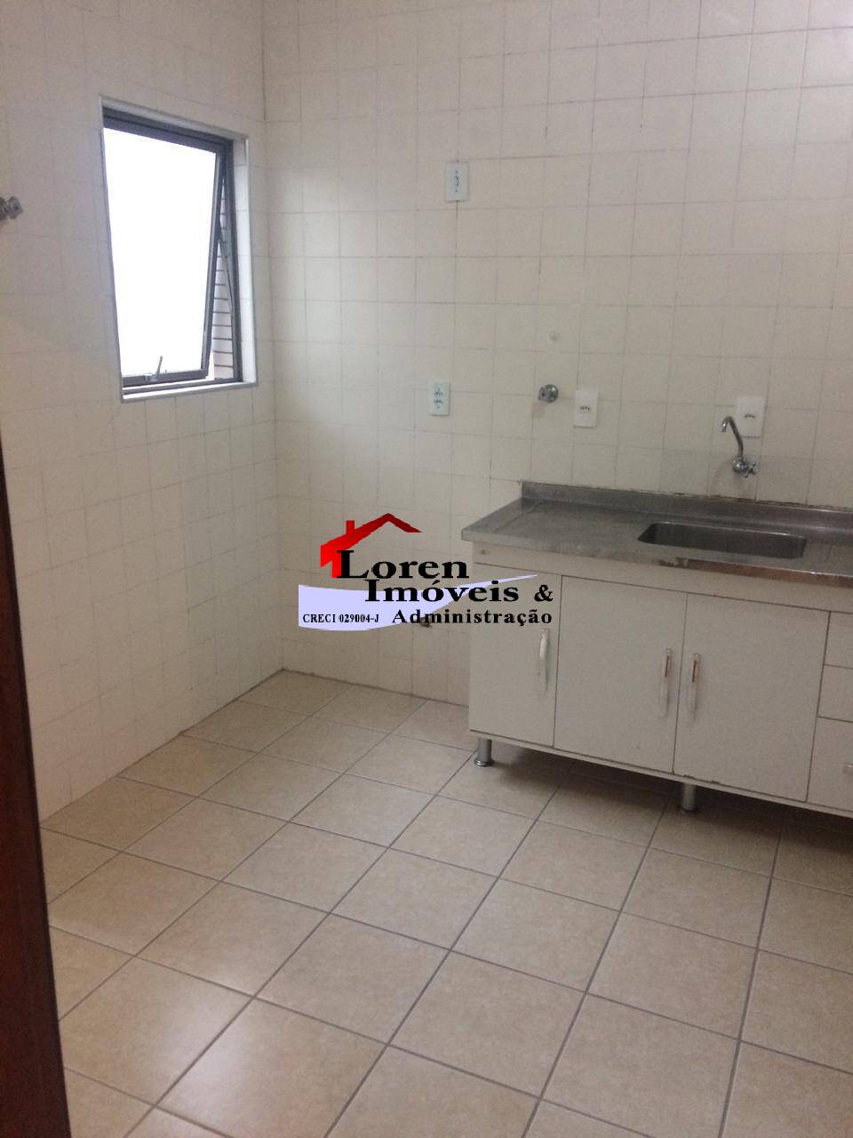 Apartamento à venda com 3 quartos, 75m² - Foto 3