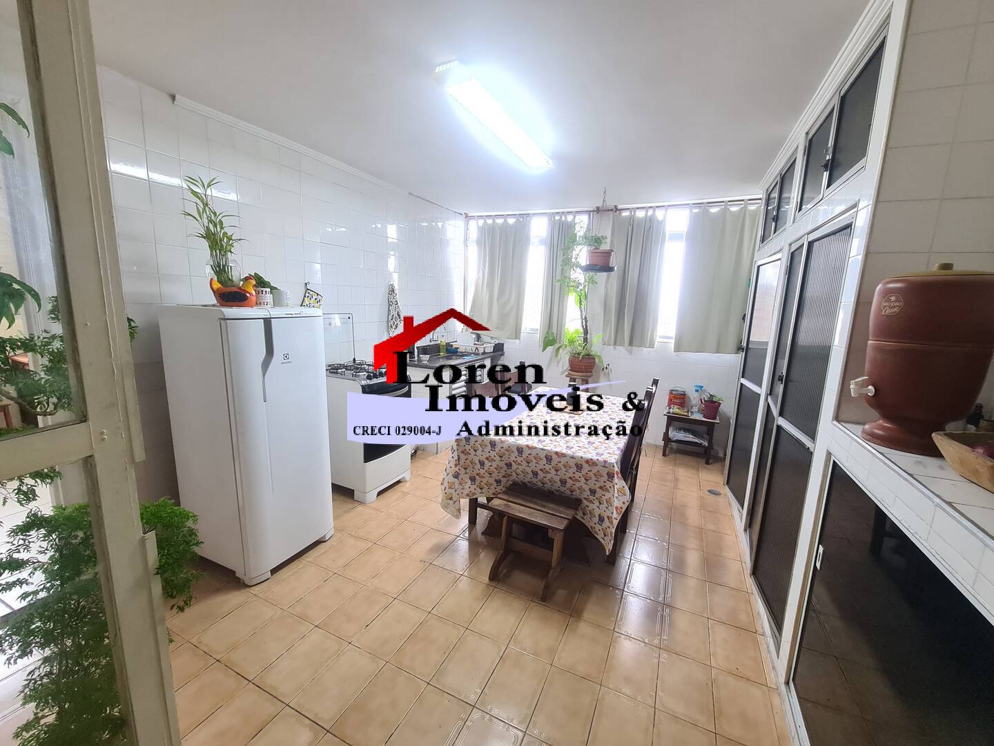 Apartamento à venda com 2 quartos, 80m² - Foto 4