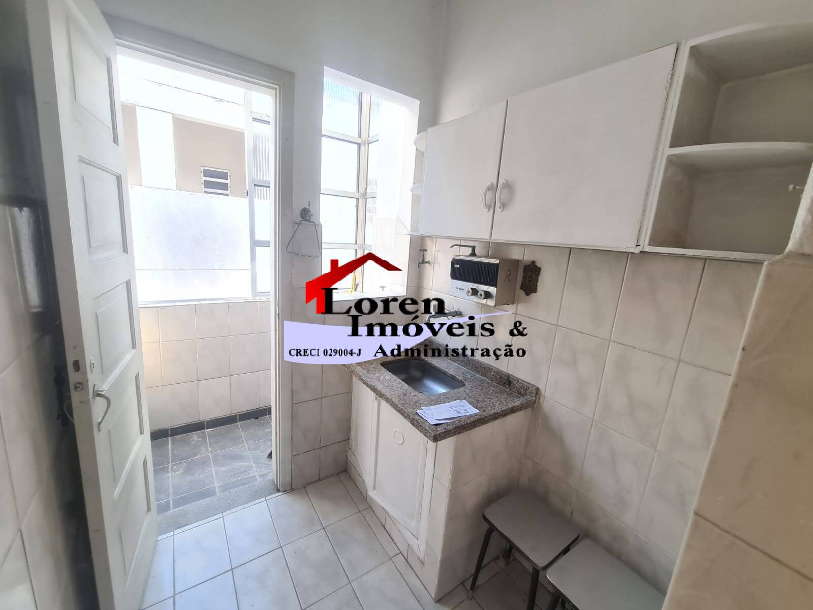 Apartamento à venda com 1 quarto, 38m² - Foto 5