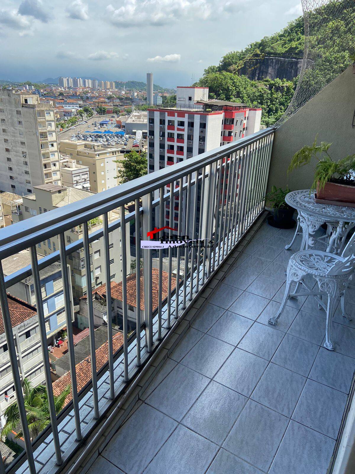 Apartamento à venda com 2 quartos, 133m² - Foto 1