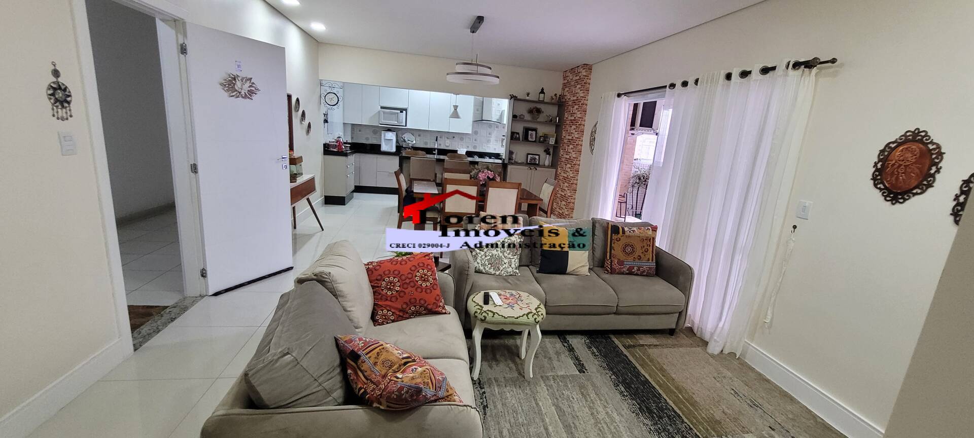 Apartamento à venda com 3 quartos, 100m² - Foto 1