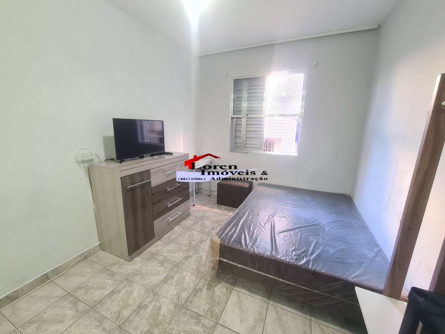 Apartamento à venda com 1 quarto, 28m² - Foto 3