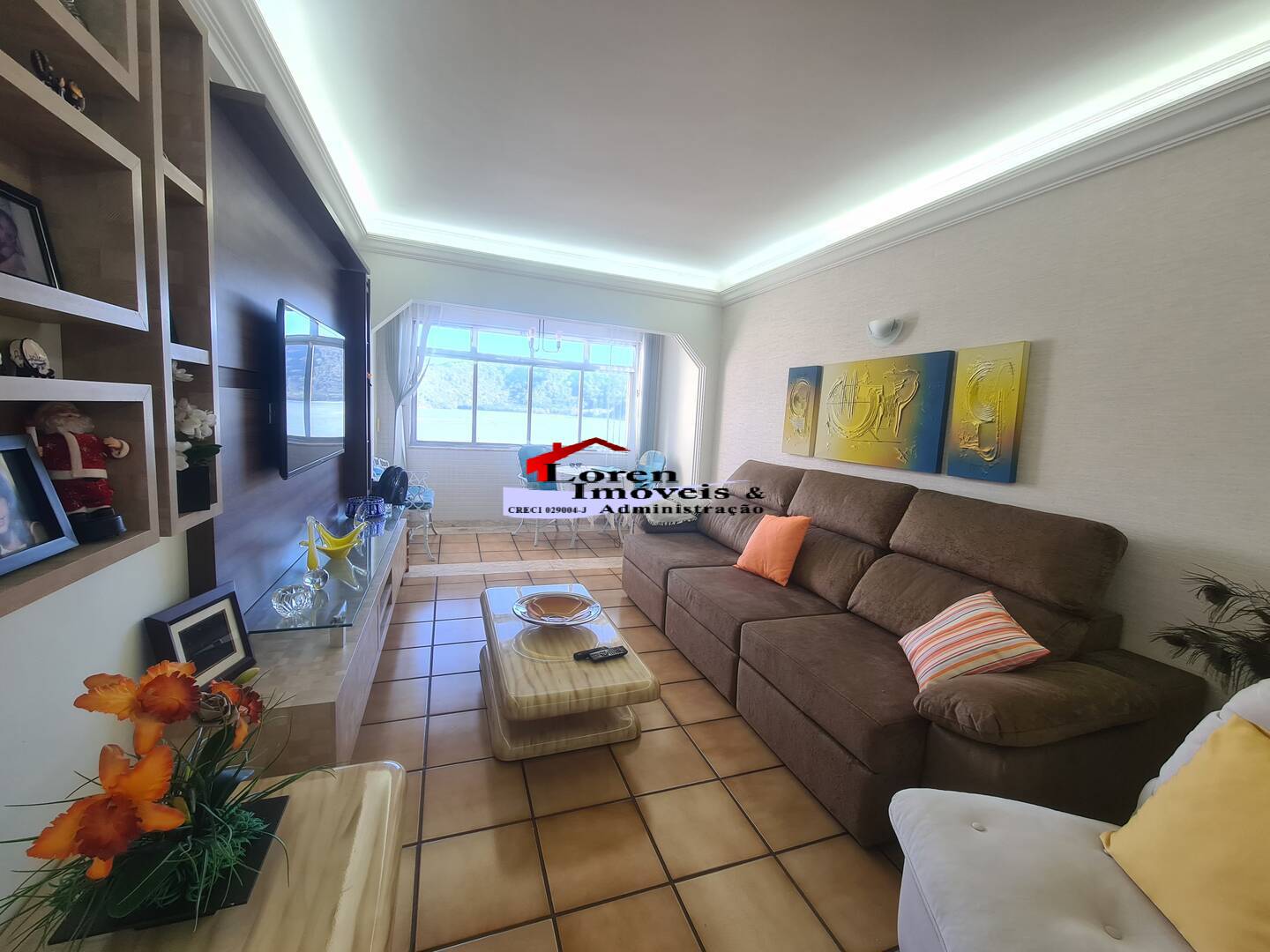 Apartamento para alugar com 3 quartos, 120m² - Foto 1