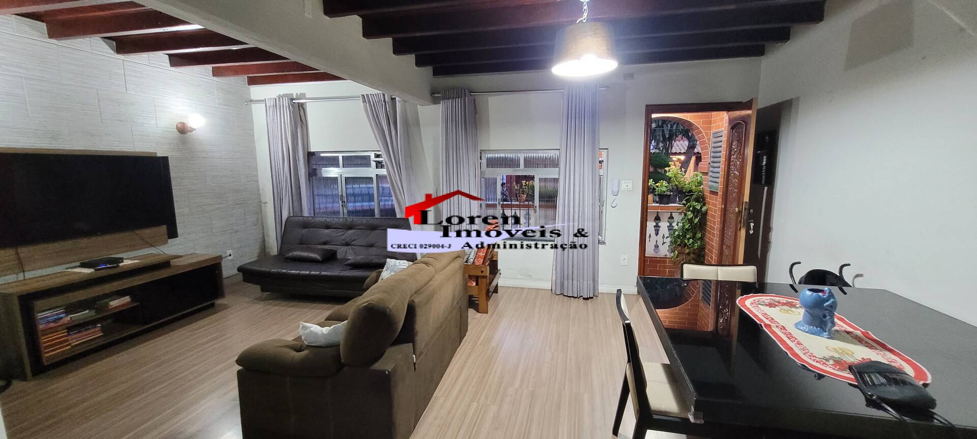 Sobrado à venda com 5 quartos, 130m² - Foto 1