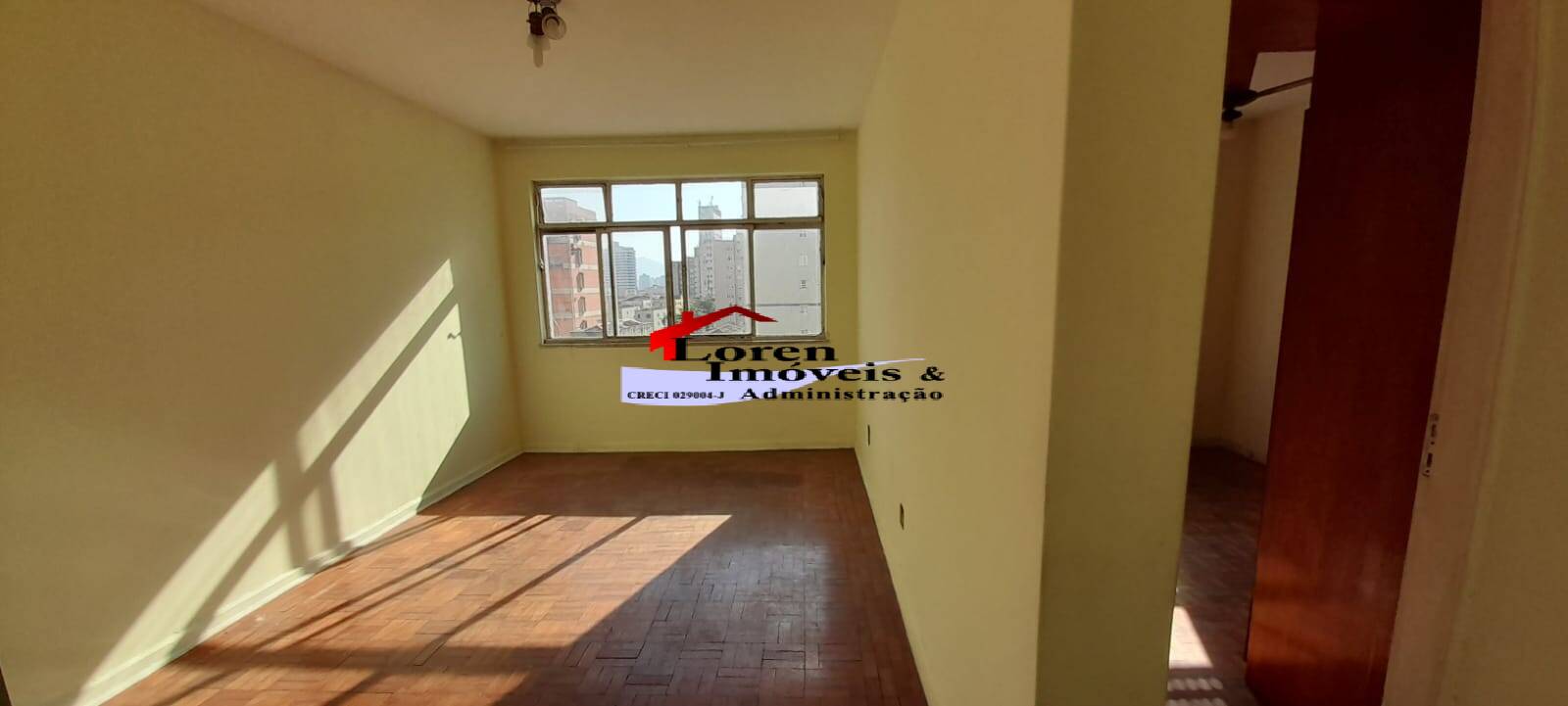 Apartamento à venda com 1 quarto, 50m² - Foto 1