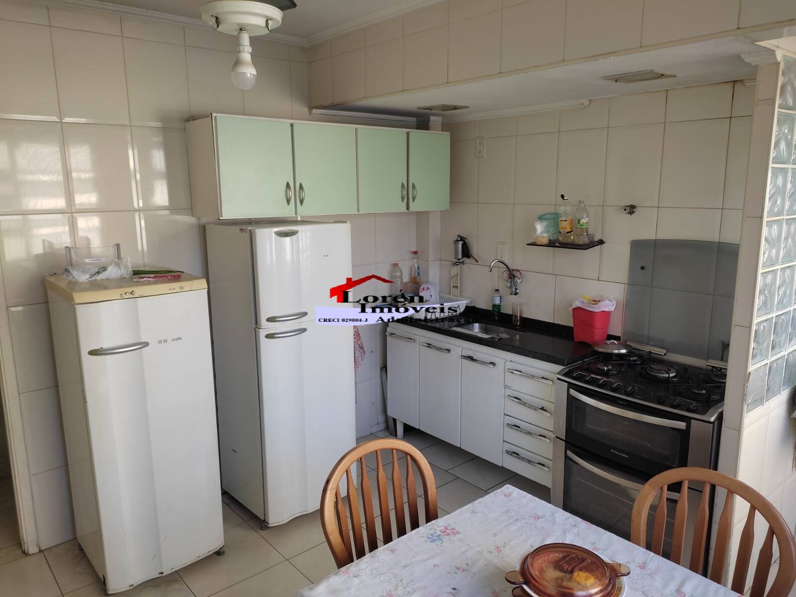 Apartamento à venda com 3 quartos, 90m² - Foto 3