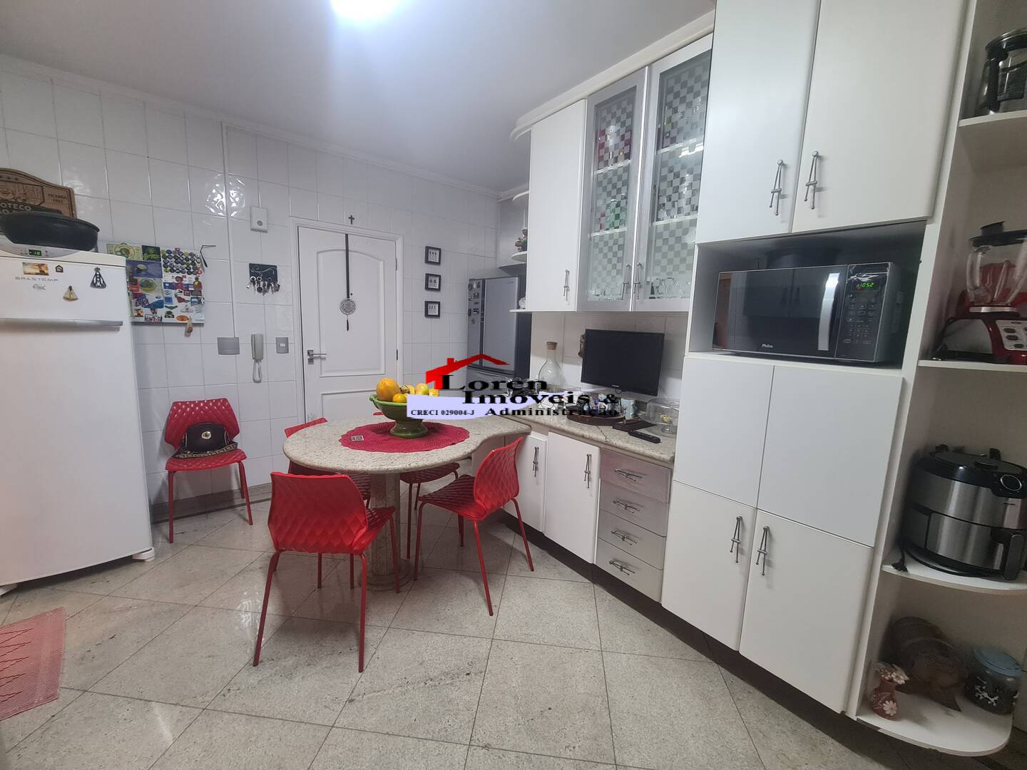 Apartamento à venda com 3 quartos, 130m² - Foto 12