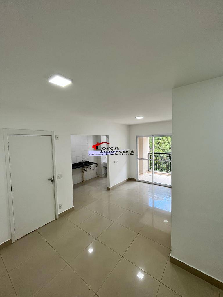 Apartamento à venda com 3 quartos, 75m² - Foto 2