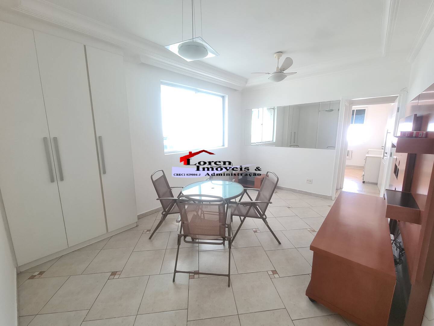 Apartamento para alugar com 1 quarto, 50m² - Foto 1