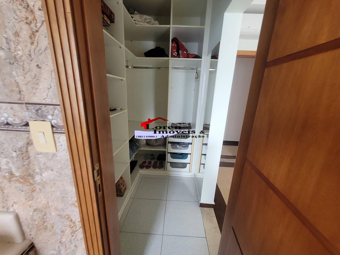 Apartamento à venda com 3 quartos, 180m² - Foto 23