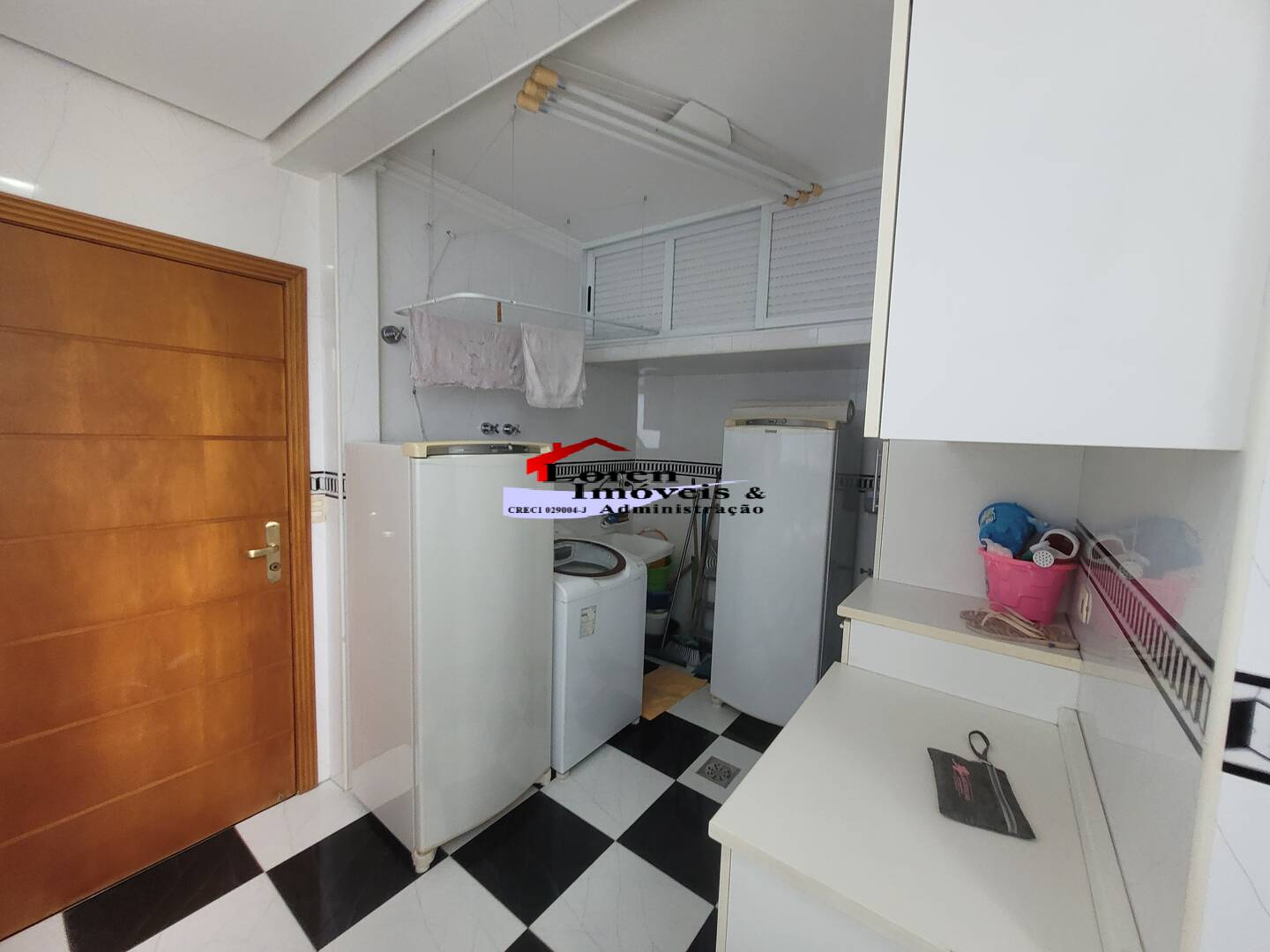 Apartamento à venda com 3 quartos, 180m² - Foto 35