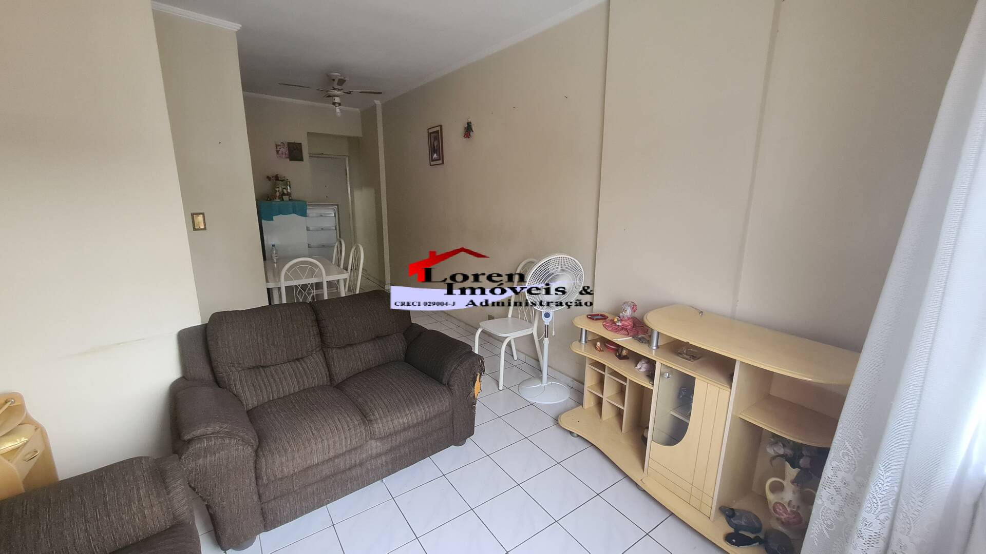 Apartamento à venda com 1 quarto, 55m² - Foto 2