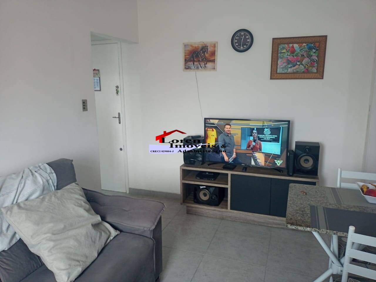 Apartamento à venda com 1 quarto, 45m² - Foto 2