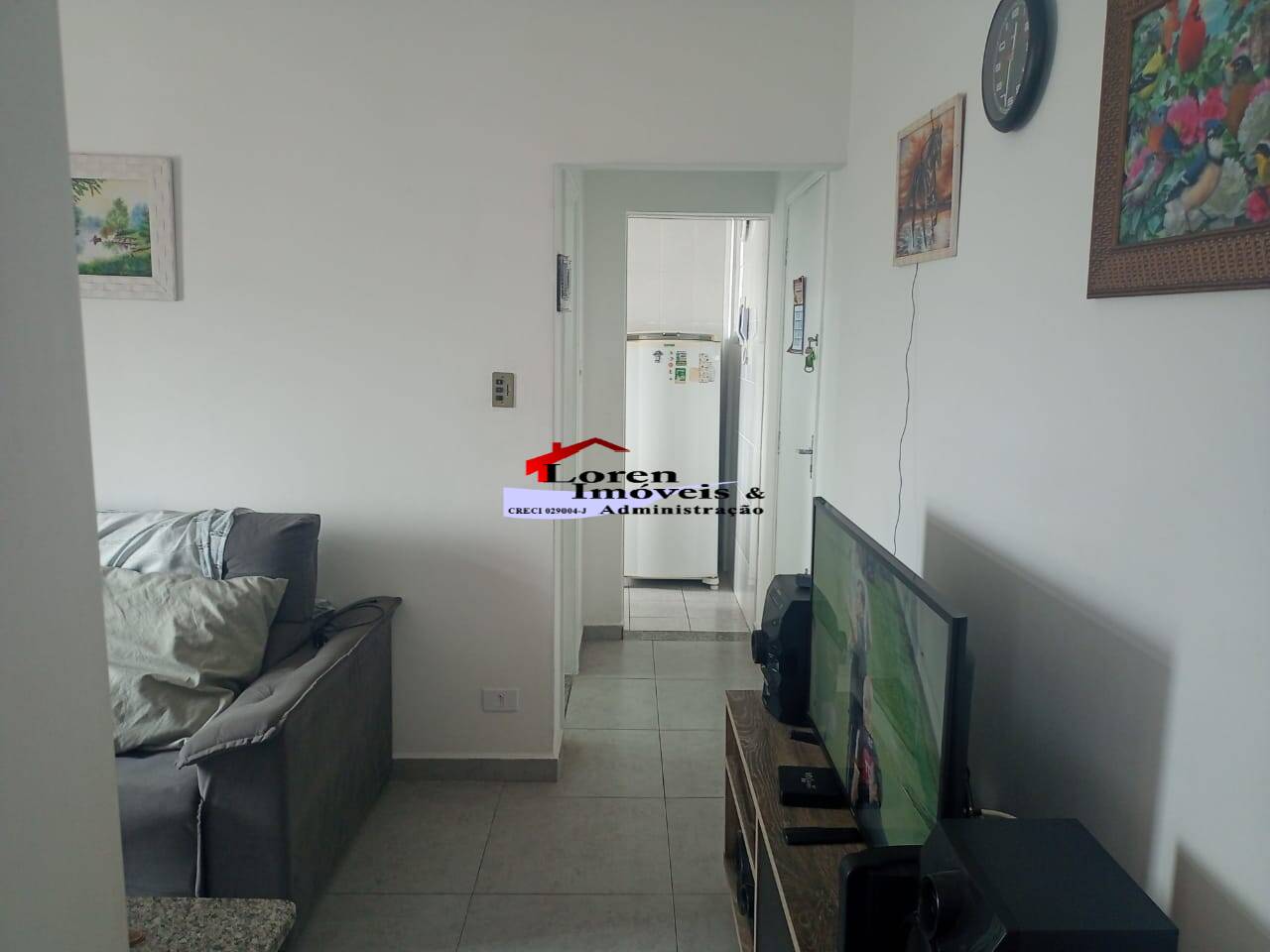 Apartamento à venda com 1 quarto, 45m² - Foto 3