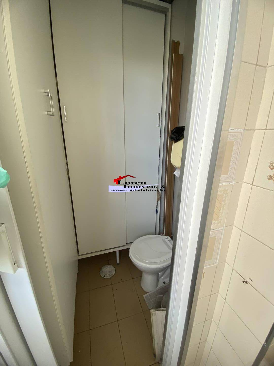 Apartamento à venda com 2 quartos, 75m² - Foto 9