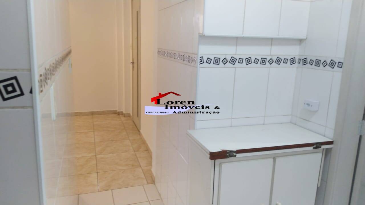 Apartamento à venda com 2 quartos, 70m² - Foto 7