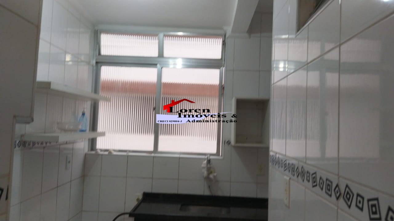 Apartamento à venda com 2 quartos, 70m² - Foto 4