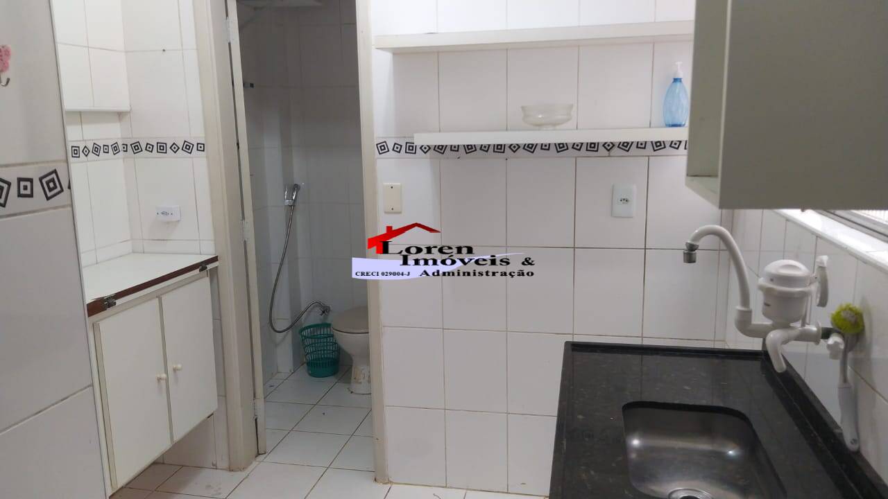 Apartamento à venda com 2 quartos, 70m² - Foto 5