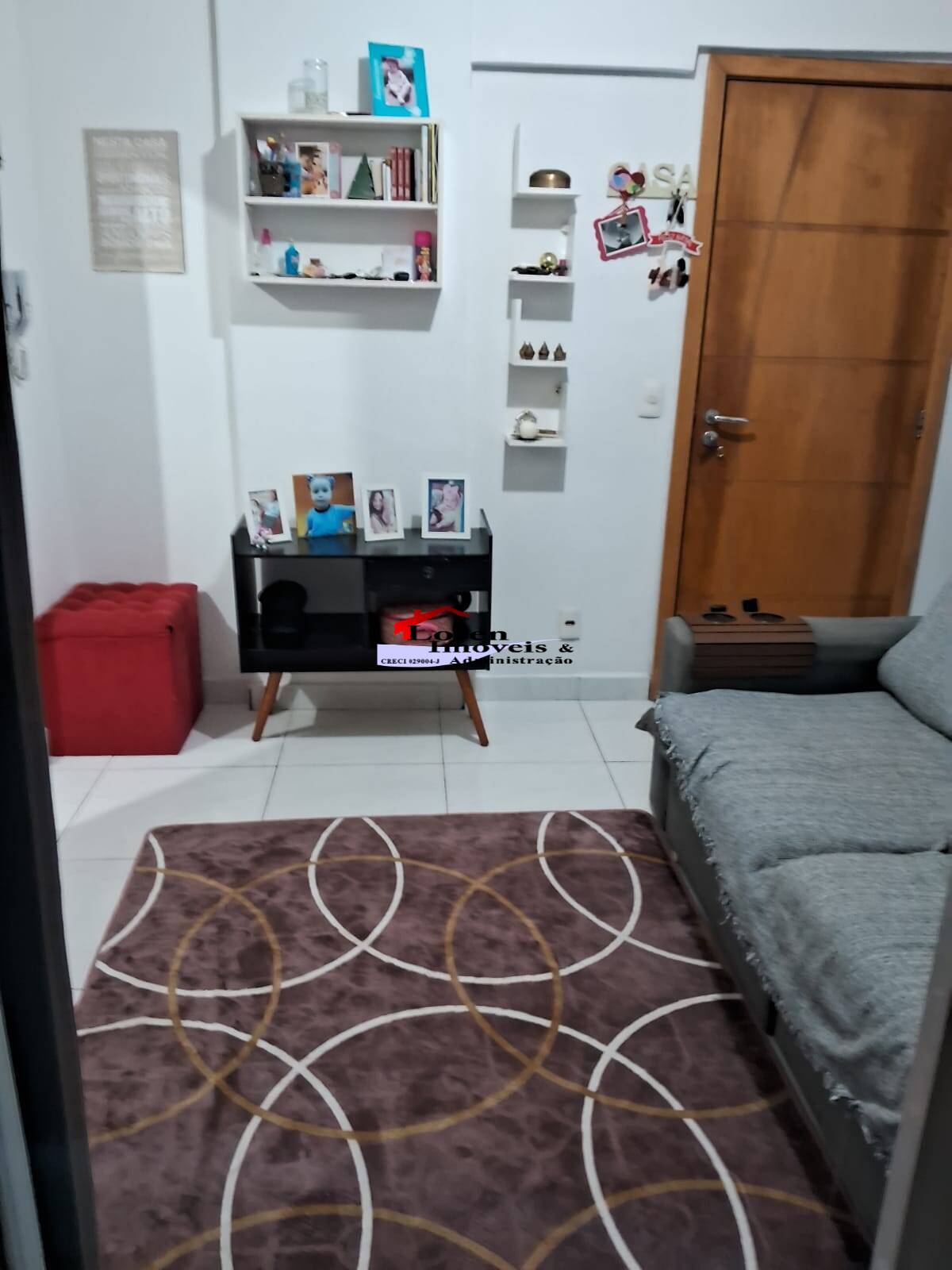 Apartamento à venda com 2 quartos, 70m² - Foto 3