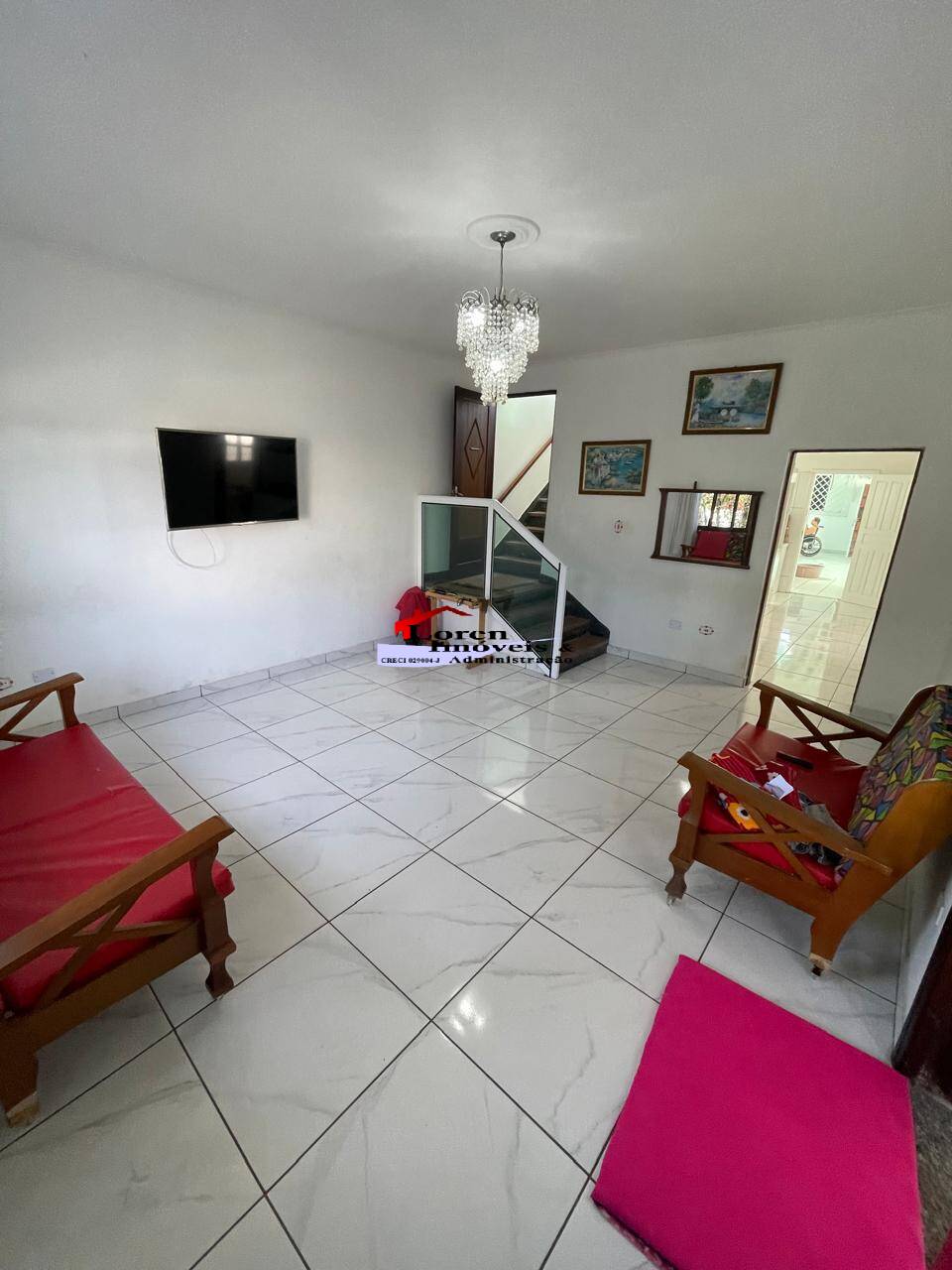 Sobrado à venda com 3 quartos, 250m² - Foto 2