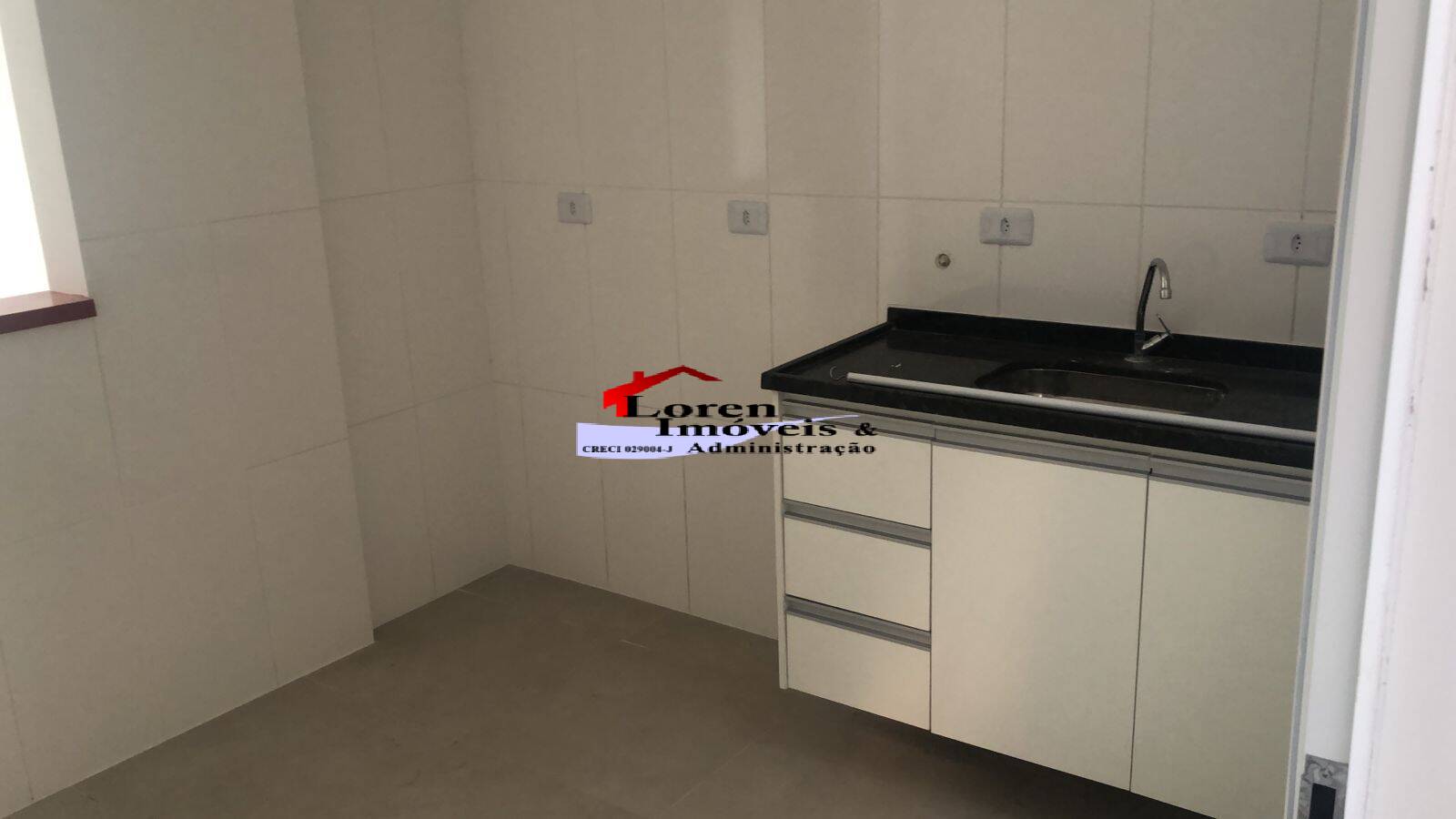 Apartamento para alugar com 2 quartos, 65m² - Foto 4