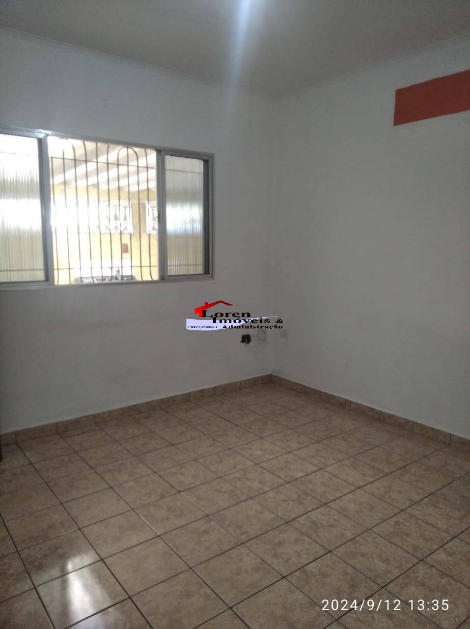 Casa à venda com 3 quartos, 90m² - Foto 2