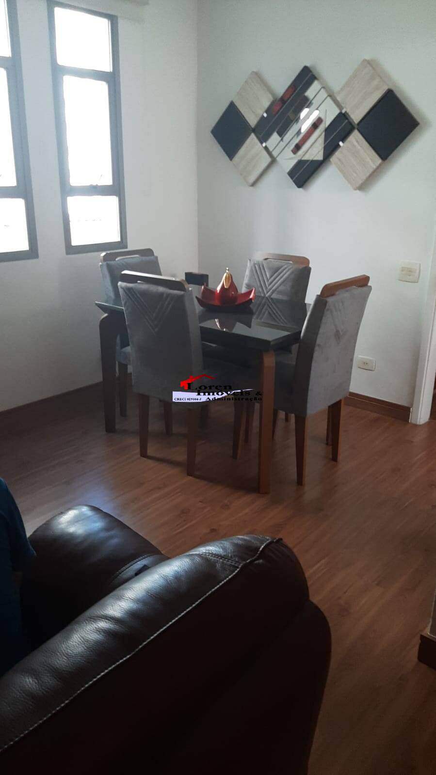 Apartamento à venda com 2 quartos, 68m² - Foto 2