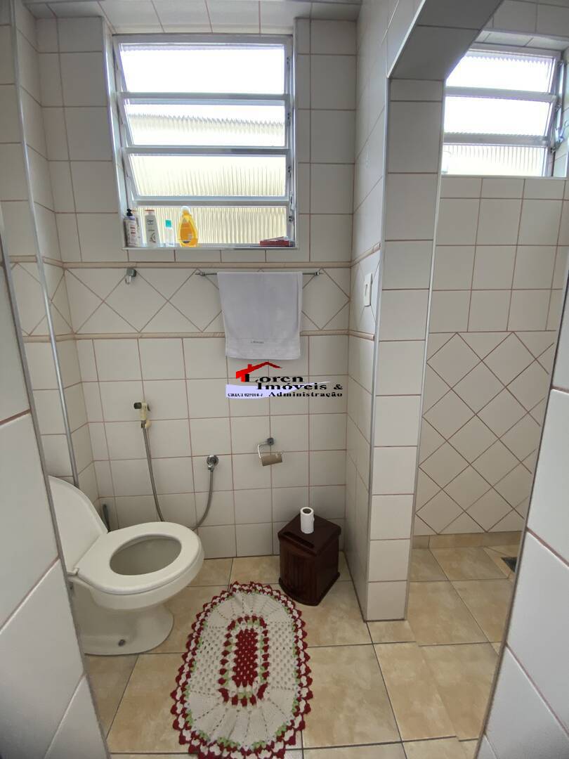 Casa à venda com 3 quartos, 200m² - Foto 9