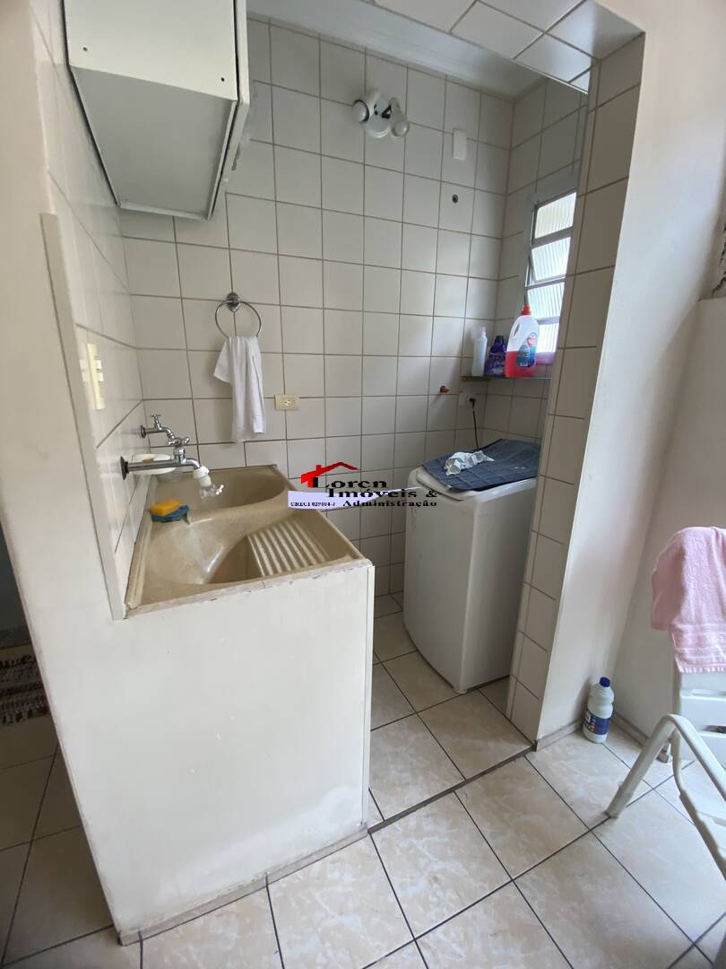 Casa à venda com 3 quartos, 200m² - Foto 26